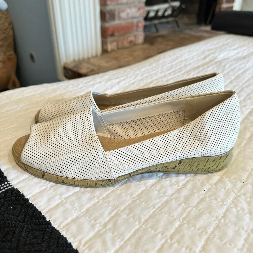 AEROSOLES White Perforated Peep-Toe Wedge Flats